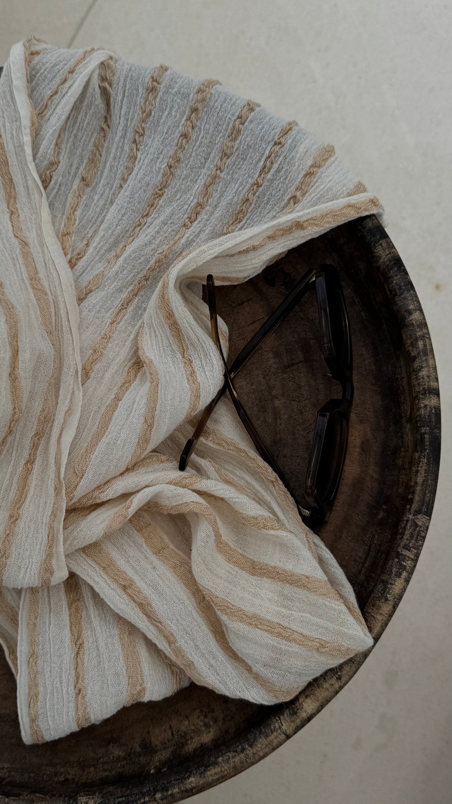 BAHARI HANDWOVEN BEACH SARONG